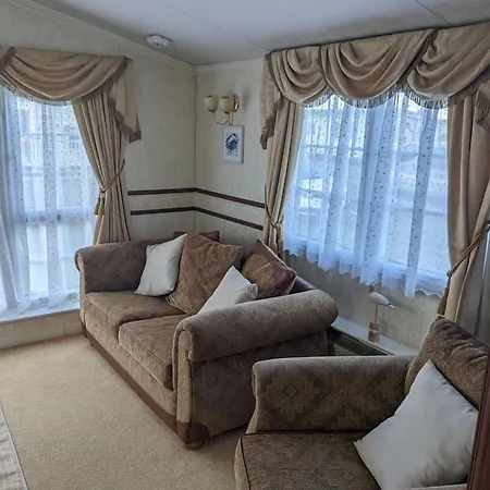 I7 Millfields 6 Berth Luxury Caravan Dg & Gch Familys Only And Lead Person Must Be Over 30 Ingoldmells Exterior photo