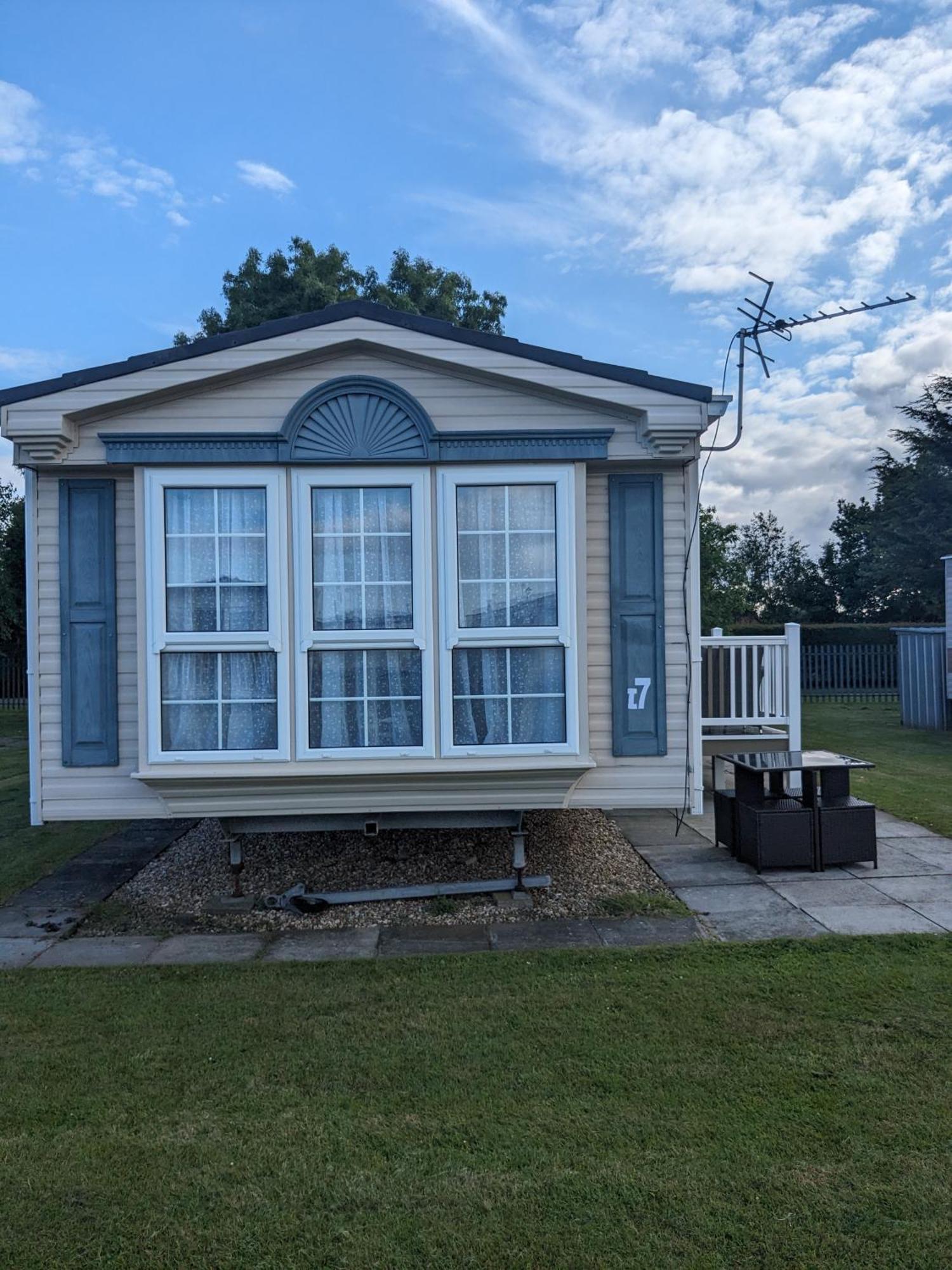 I7 Millfields 6 Berth Luxury Caravan Dg & Gch Familys Only And Lead Person Must Be Over 30 Ingoldmells